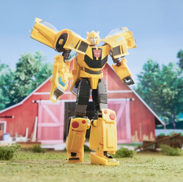 Transformers EarthSpark Deluxe Bumblebee Product Image  (3 of 15)